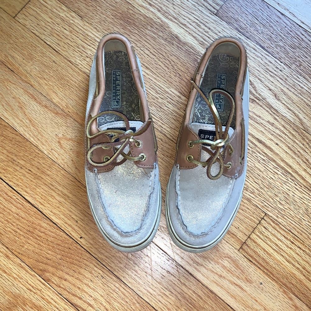 AMAZING CONDITION Shiny sperry topsiders